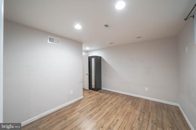 312 Fairgrove Ter, Gaithersburg, MD 20877 - spare room featuring wood finished floors and recessed lighting