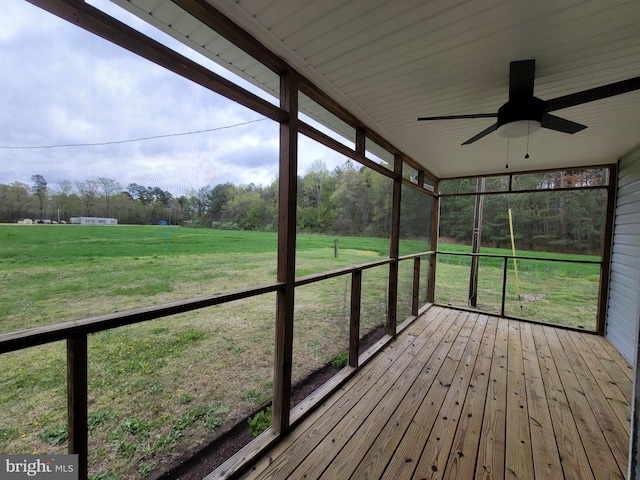 4808 Frazier Neck Rd, Preston, MD 21655 - unfurnished sunroom with a ceiling fan