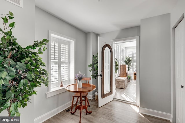 548 Uniontown Rd, Westminster, MD 21158 - interior space featuring visible vents, baseboards, and wood finished floors