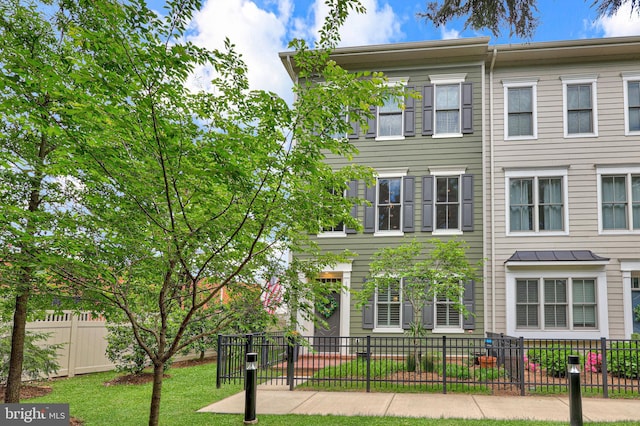 1353 Powhatan St, Alexandria, VA 22314 - view of front facade