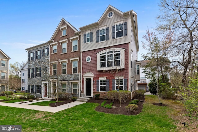 1614 Belle Dr, Annapolis, MD 21401 - view of property featuring a front yard and stone siding