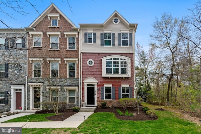 1614 Belle Dr, Annapolis, MD 21401 - view of property with stone siding and a front lawn