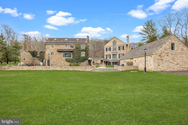 6068 Stoney Hill Rd, New Hope, PA 18938 - view of community featuring a lawn