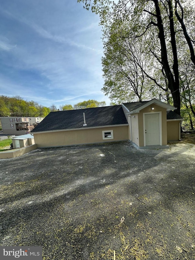 607 N 8th St, Pottsville, PA 17901 - view of garage