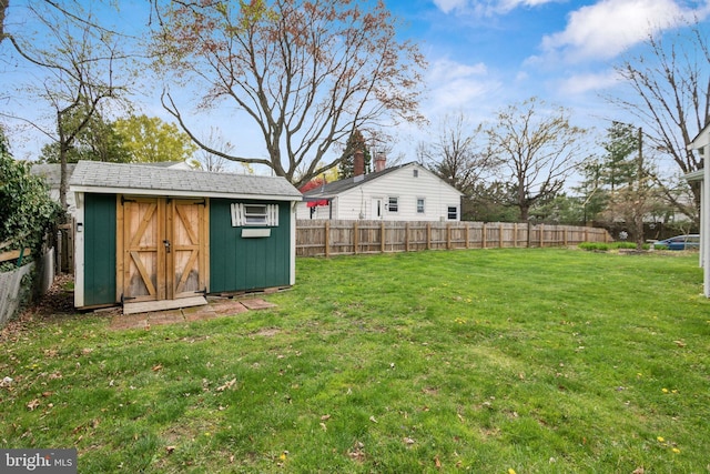 617 Franklin Ave, Cherry Hill, NJ 08002 - view of yard with a fenced backyard, an outdoor structure, and a storage shed