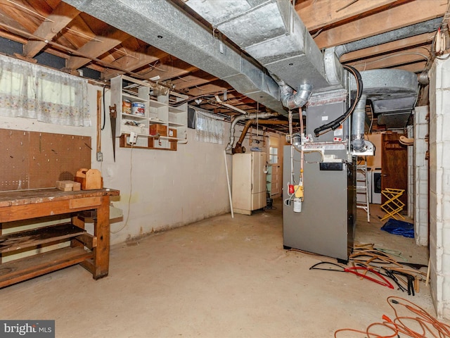 268 Magothy Bridge Rd, Pasadena, MD 21122 - unfinished below grade area with washer / dryer and heating unit