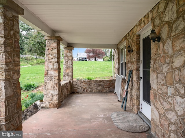 view of patio featuring covered porch
