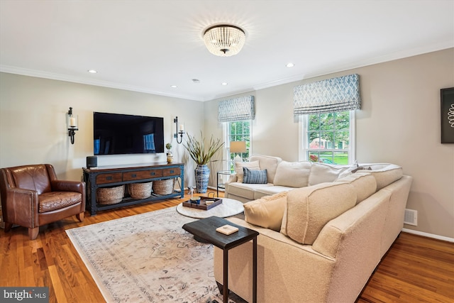 9000 Hunting Horn Ln, Potomac, MD 20854 - living area featuring crown molding, wood finished floors, recessed lighting, and baseboards