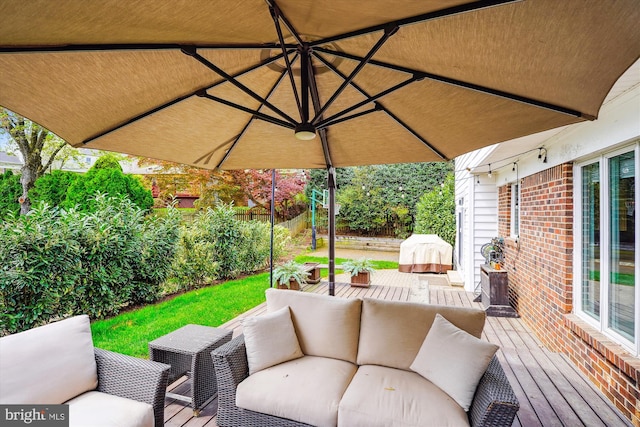 9000 Hunting Horn Ln, Potomac, MD 20854 - fenced backyard with an outdoor hangout area and a deck