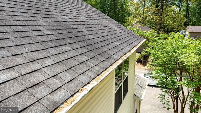 419 Kimberly Way, Felton, DE 19943 - exterior view of a shingled roof