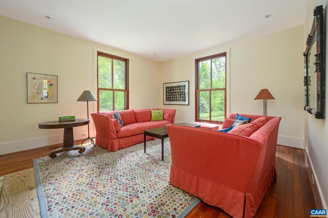 1112 Park St, Charlottesville, VA 22901 - living area featuring baseboards and wood finished floors
