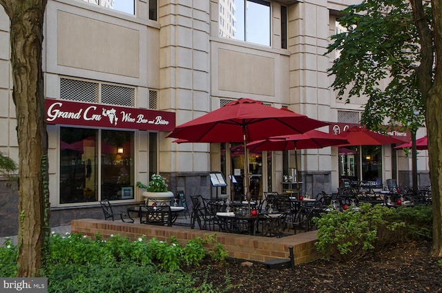 1412 N Wakefield St, Arlington, VA 22207 - exterior space