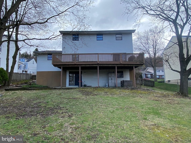 2060 Mahantongo St, Pottsville, PA 17901 - back of property featuring a yard, fence, and a wooden deck