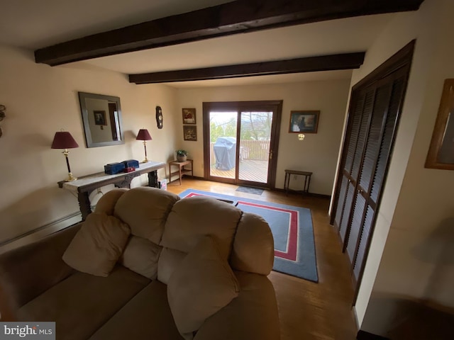 2060 Mahantongo St, Pottsville, PA 17901 - living room with beam ceiling