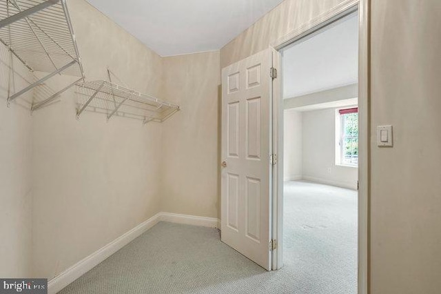 13404 Fieldstone Way, Gainesville, VA 20155 - spacious closet featuring light carpet