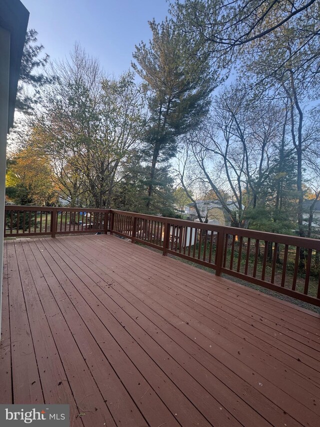 719 Palmer Dr, Herndon, VA 20170 - view of wooden deck