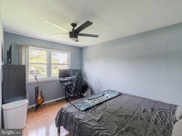45 Shelley Rd, Southampton, PA 18966 - bedroom featuring wood finished floors, a ceiling fan, and baseboards