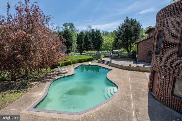 1 Fox Field Ct, Reisterstown, MD 21136 - outdoor pool with a patio area
