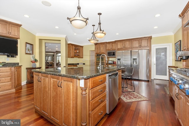 4083 Reels Mill Rd, Frederick, MD 21704 - kitchen featuring stainless steel appliances, a center island with sink, dark wood-style flooring, a sink, and recessed lighting