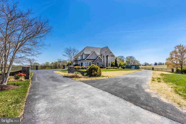 4083 Reels Mill Rd, Frederick, MD 21704 - view of asphalt driveway