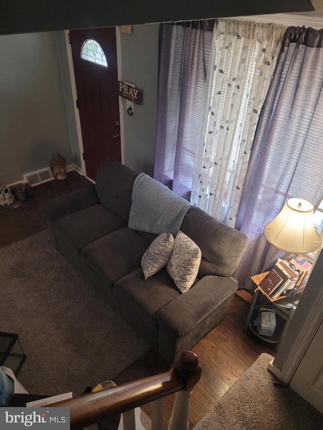 2027 Anchor St, Philadelphia, PA 19124 - living area with visible vents and wood finished floors