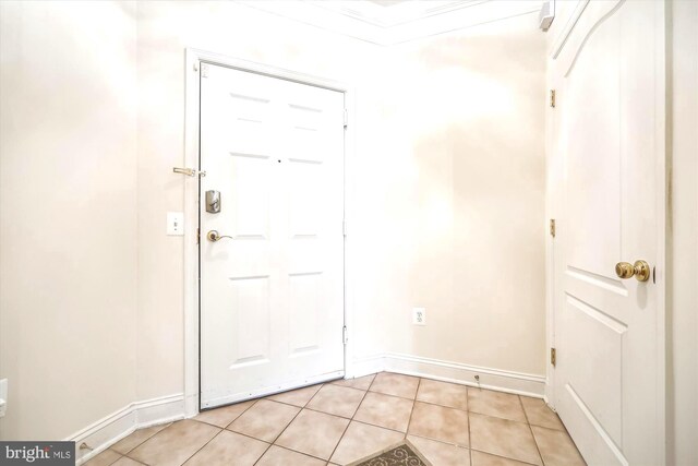 701 Fallsgrove Dr Unit 314, Rockville, MD 20850 - foyer entrance with baseboards and light tile patterned floors