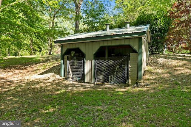 208 Biggs Purchase Ln, Lothian, MD 20711 - view of outbuilding featuring an outbuilding