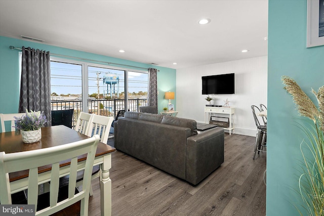 13500 Coastal Hwy Unit 201, Ocean City, MD 21842 - living area with recessed lighting, visible vents, and wood finished floors