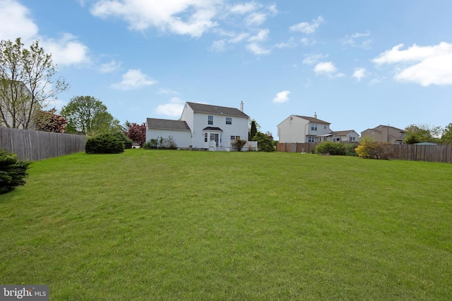 1825 Hessian Dr, Williamstown, NJ 08094 - view of yard with fence