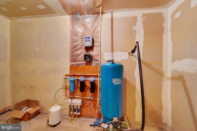 2208 Quarry Rd, Bunker Hill, WV 25413 - view of utility room