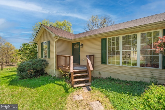 2208 Quarry Rd, Bunker Hill, WV 25413 - view of front of home featuring a front yard