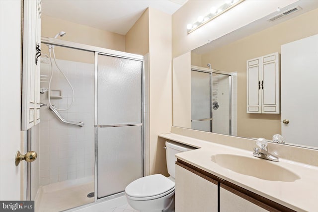 1 Huber Ct, Hightstown, NJ 08520 - full bath featuring toilet, a shower stall, and vanity