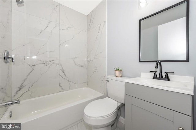 7533 Dover Ln, Lanham, MD 20706 - full bath with vanity, toilet, and  shower combination
