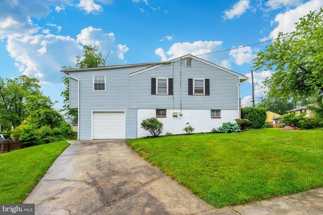 7533 Dover Ln, Lanham, MD 20706 - view of front of property with a front yard, driveway, and a garage