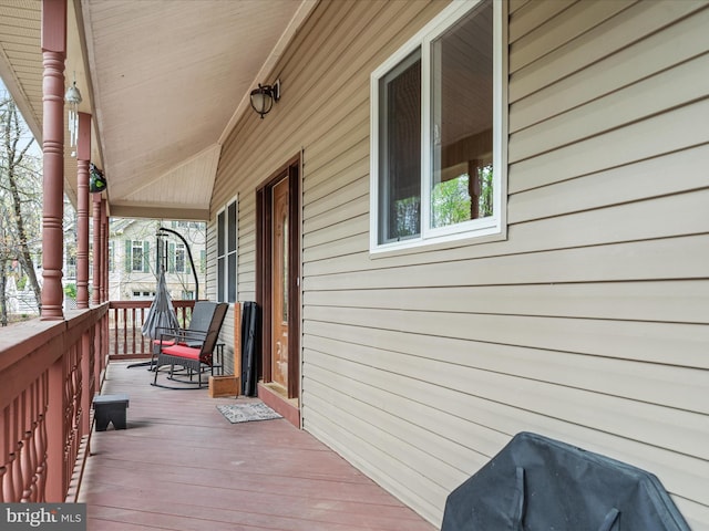 1304 Lakeview Dr, Cross Junction, VA 22625 - deck with a porch