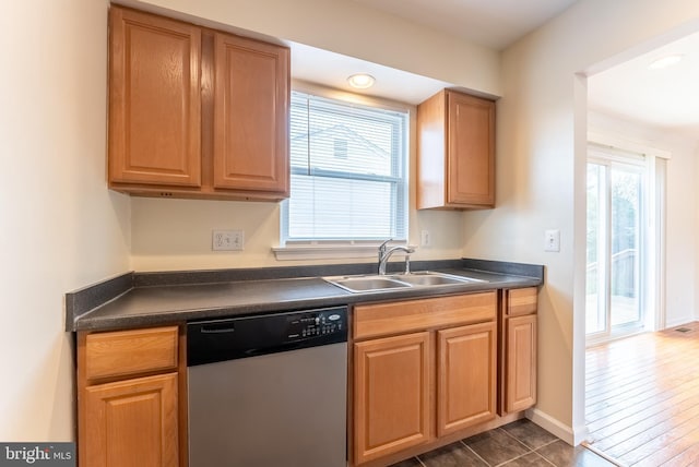 7301 Belinger Ct, Springfield, VA 22150 - kitchen featuring dark countertops, dishwasher, baseboards, and a sink