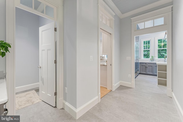 620 N Lincoln St, Arlington, VA 22201 - entrance foyer featuring baseboards