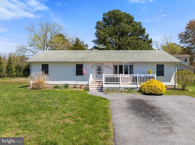 605 Old Post Ct, Bethany Beach, DE 19930 - ranch-style home featuring a front yard