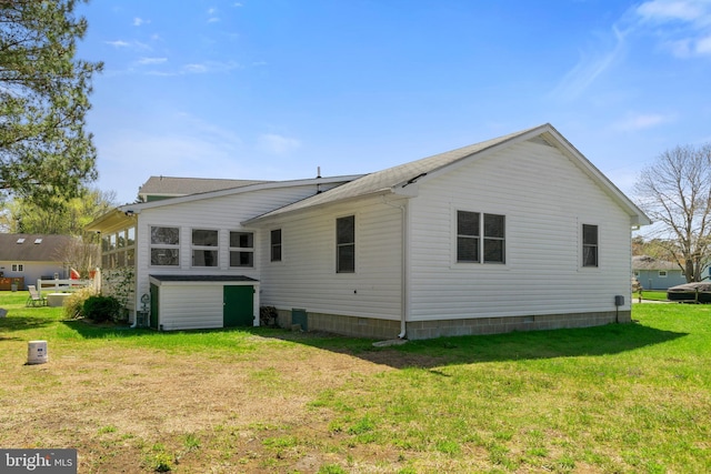 605 Old Post Ct, Bethany Beach, DE 19930 - back of property featuring a yard