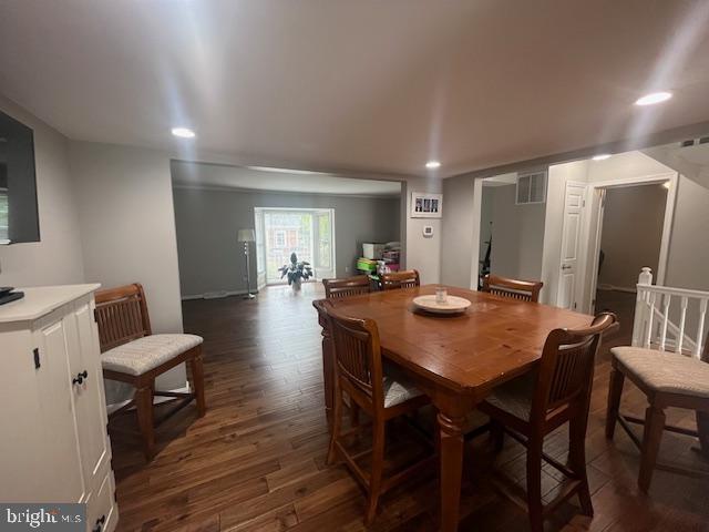 474 Colonial Ridge Ln, Arnold, MD 21012 - dining room featuring dark wood-style floors and recessed lighting