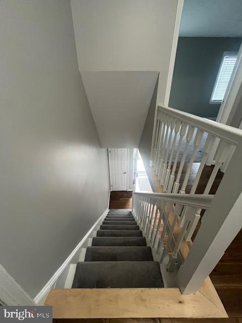 474 Colonial Ridge Ln, Arnold, MD 21012 - stairway featuring baseboards
