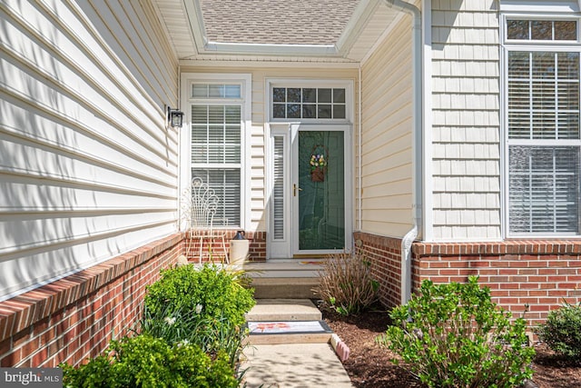 25 Easton Ave, Ocean Pines, MD 21811 - entrance to property with a shingled roof