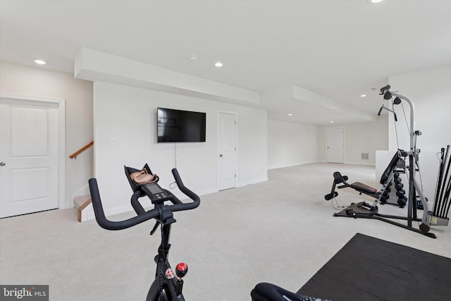 workout area with visible vents, baseboards, recessed lighting, and carpet