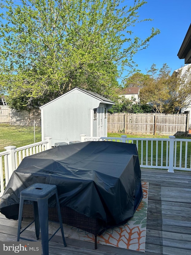 110 Woodland Ave, Norwood, PA 19074 - wooden terrace with a fenced backyard and a yard