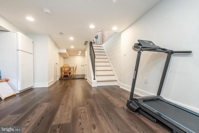 2625 Pratt St, Philadelphia, PA 19137 - workout area featuring wood finished floors, baseboards, visible vents, and recessed lighting