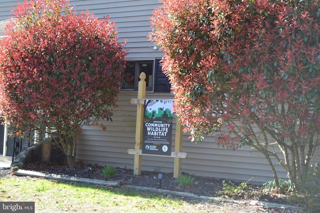 view of home's exterior