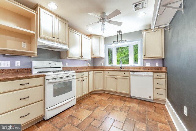 90 Indiantown Rd, Glenmoore, PA 19343 - kitchen featuring white appliances, under cabinet range hood, cream cabinets, a sink, and ceiling fan