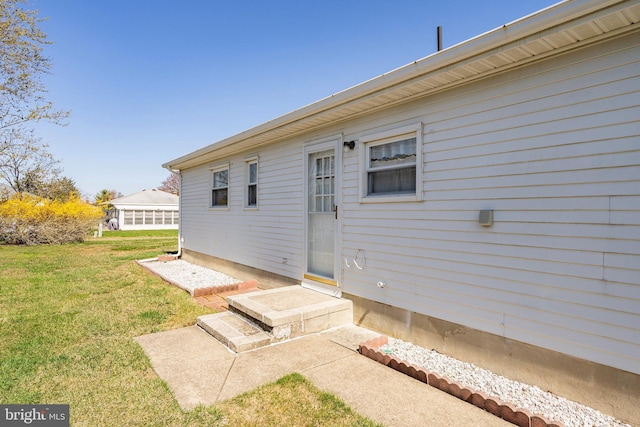 17 Hyannis St, Toms River, NJ 08757 - back of property featuring a yard
