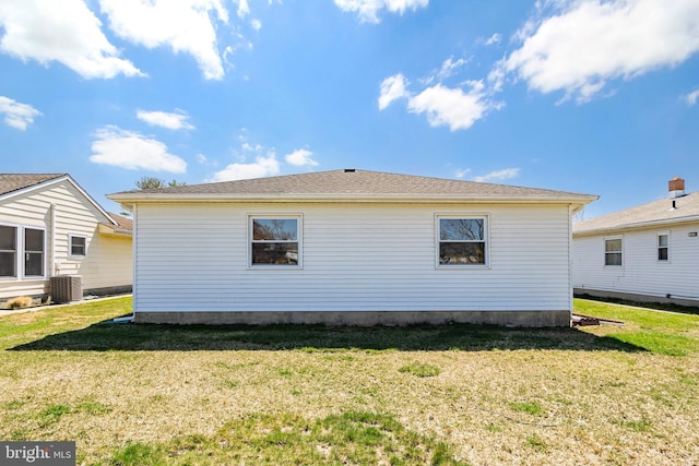 17 Hyannis St, Toms River, NJ 08757 - back of property featuring central AC and a yard