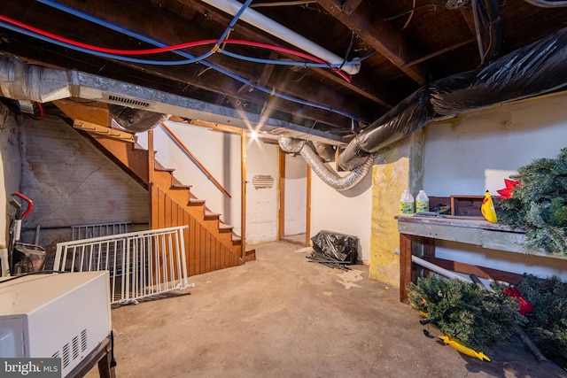 unfinished below grade area featuring visible vents